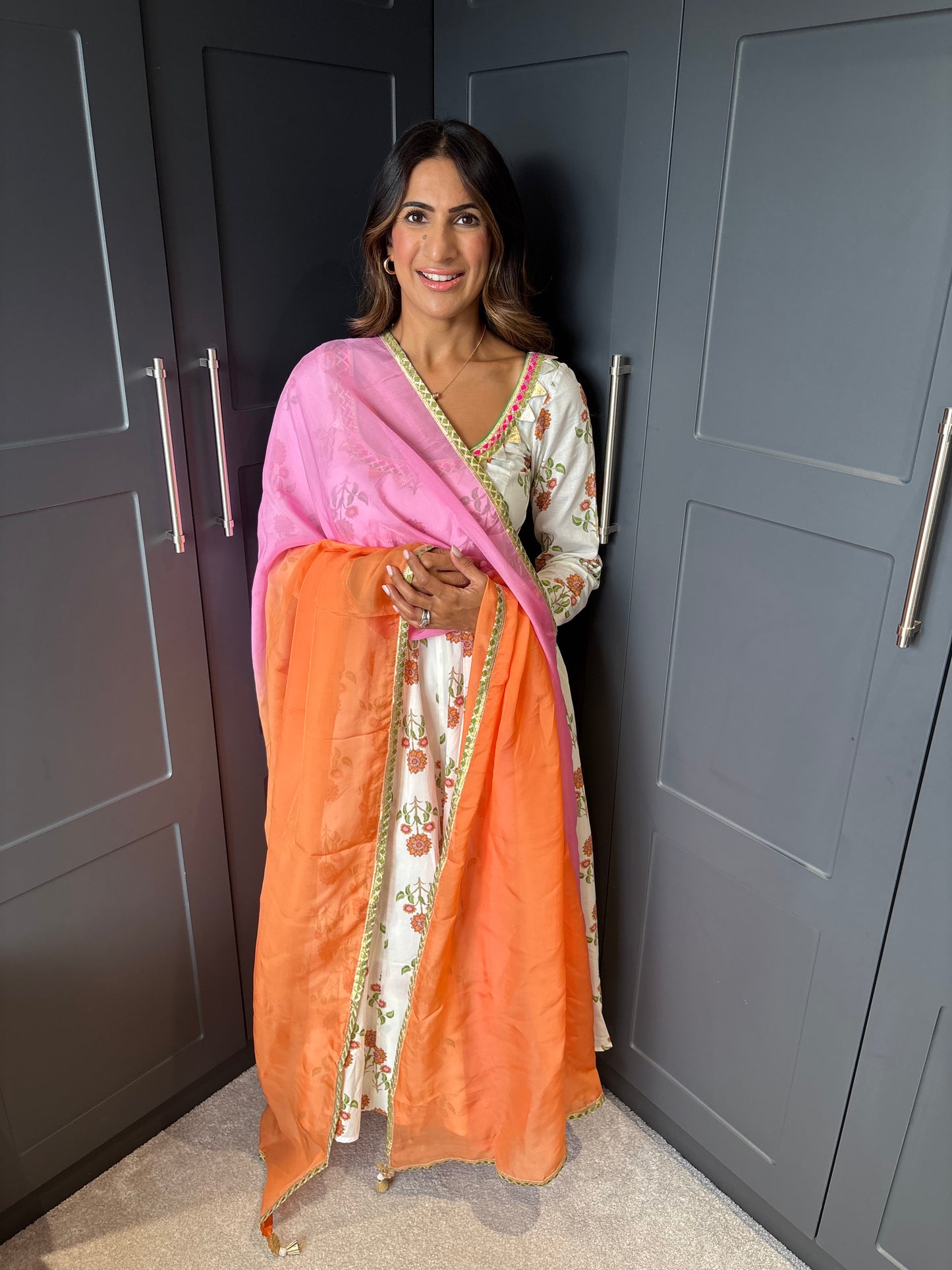 Mama Dahlia Noor Anarkali