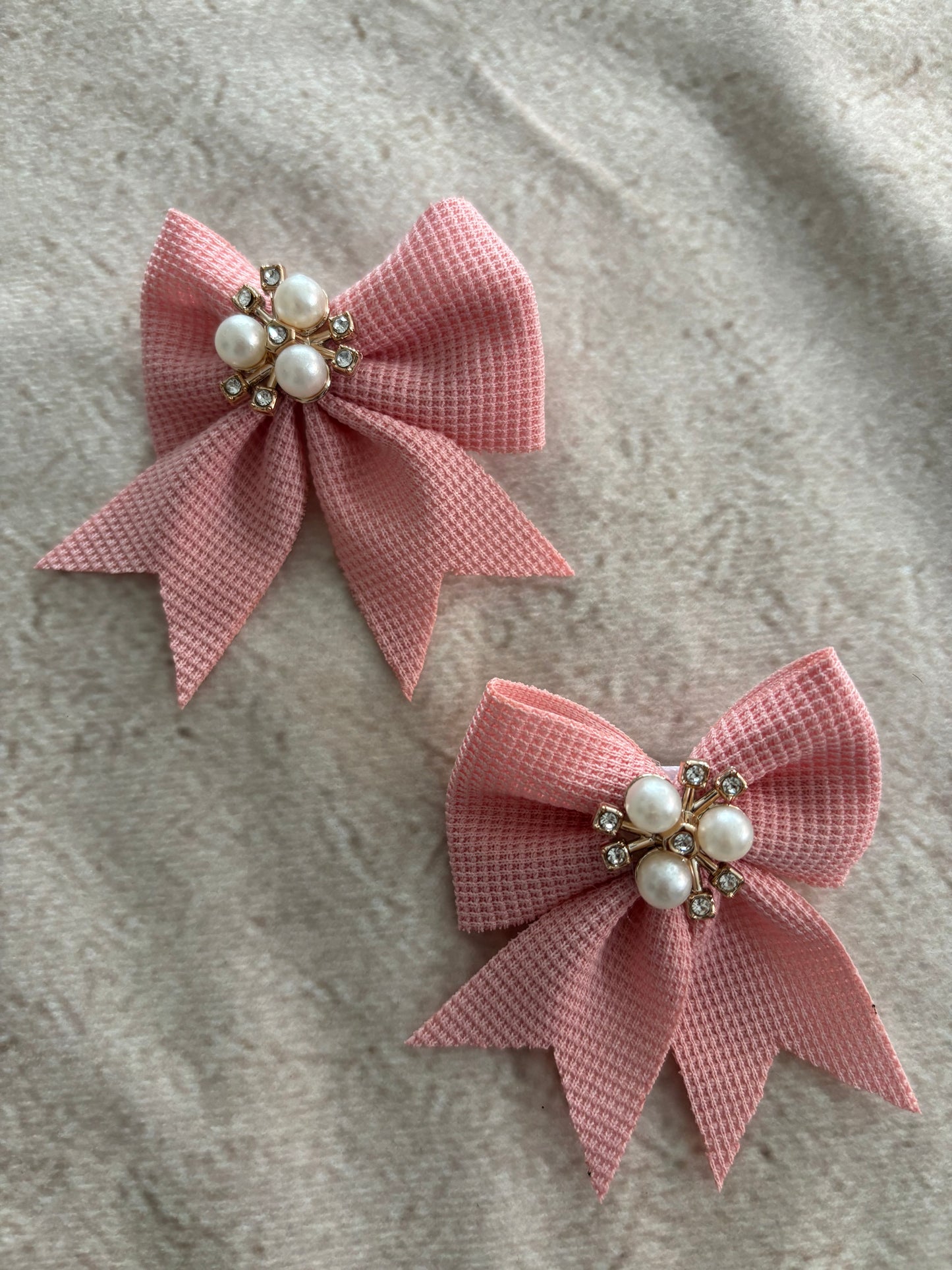 Peach Pearl Bow Clips (Small)