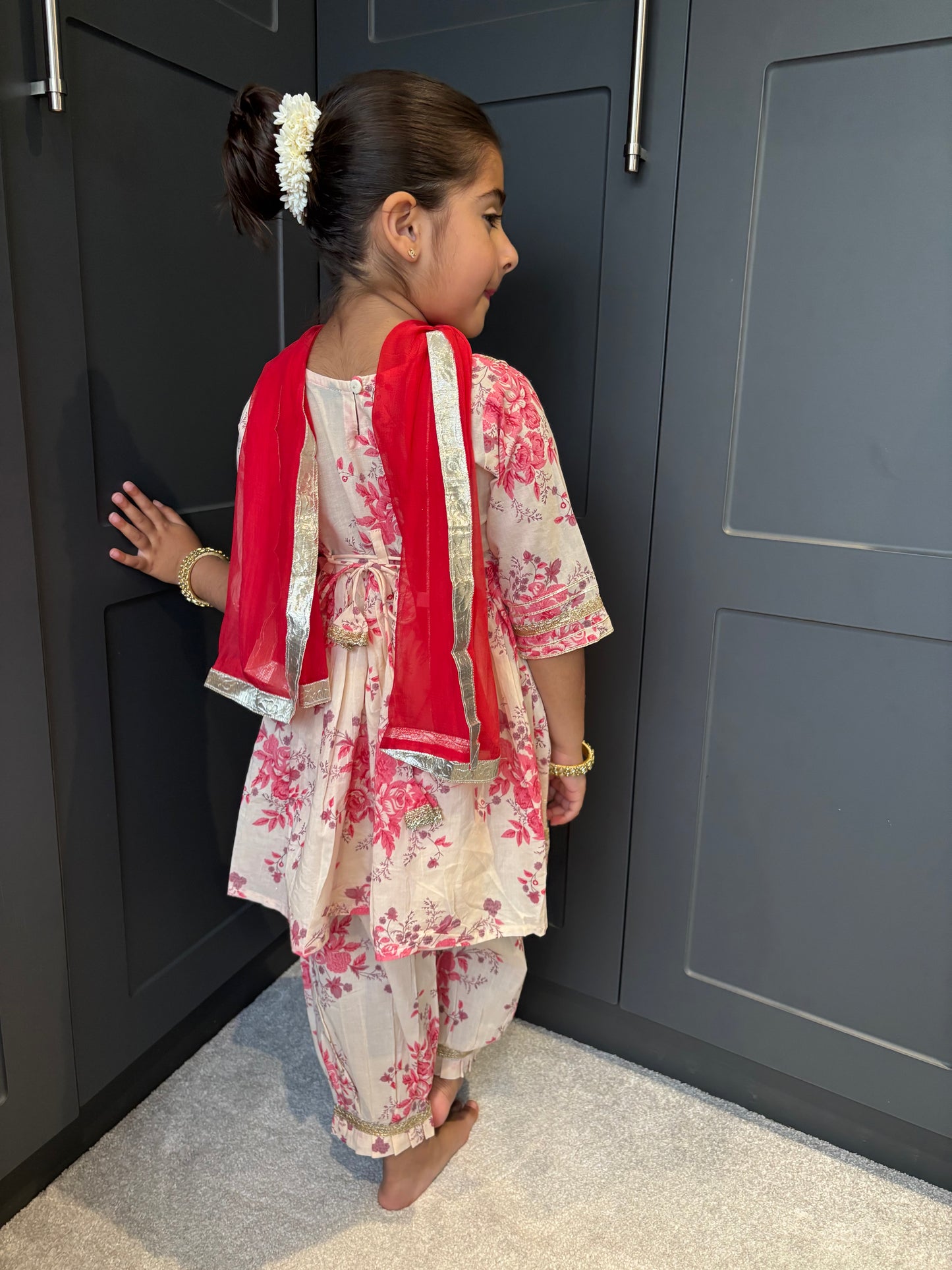 Chandni Bloom Outfit